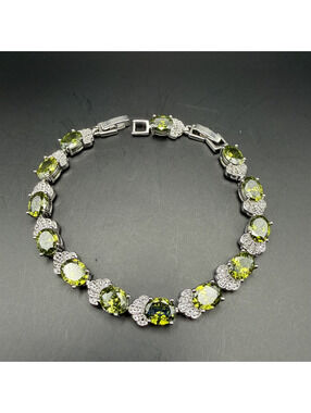 candy+clover elite peridot olive crystal 14k white gold plated bracelet